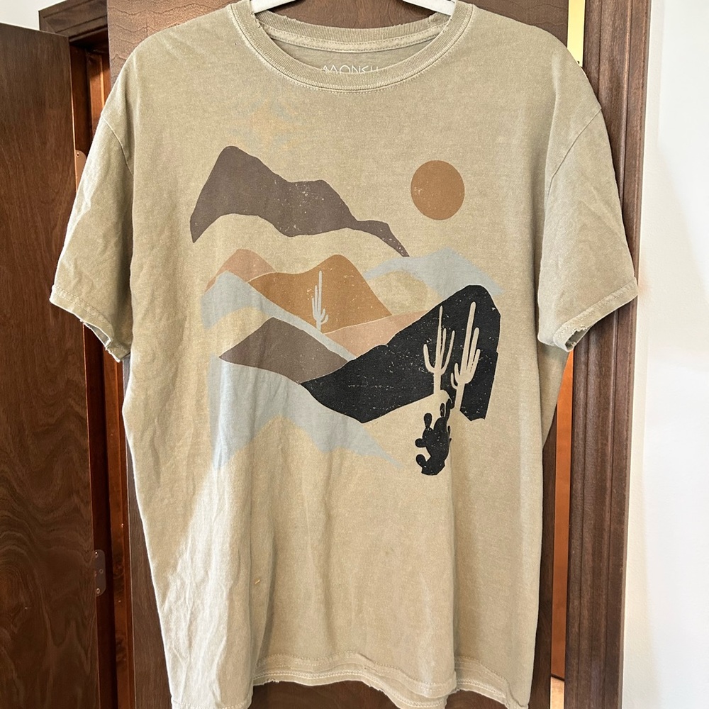 Buckle T Shirt L